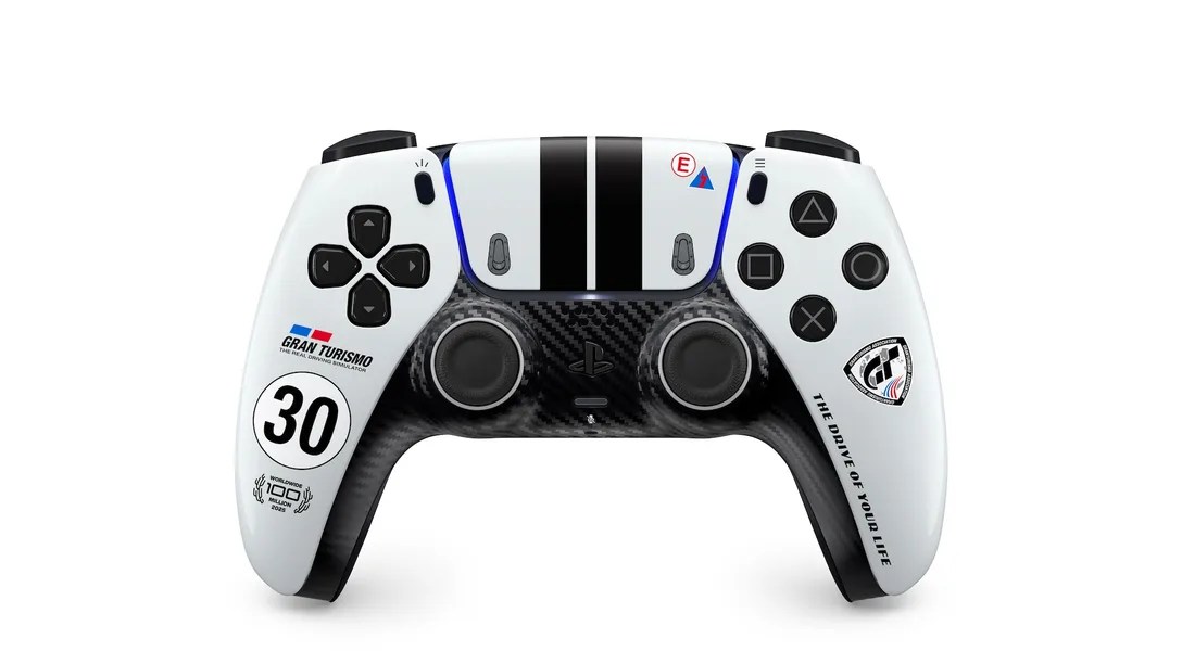 Front view of the Gran Turismo 30th Anniversary DualSense showing its black racing stripes, number 30 and Gran Turismo branding